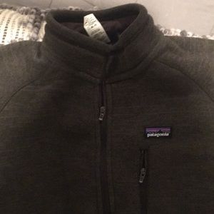 Patagonia men’s size M zip up brown pullover